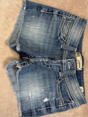 BKE Sabrina Light Blue Distressed Denim Shorts